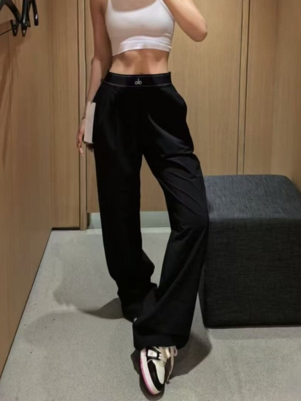 🆕Alo Yoga Suit Up Trouser Black Regular🖤 Loose Fit Pants